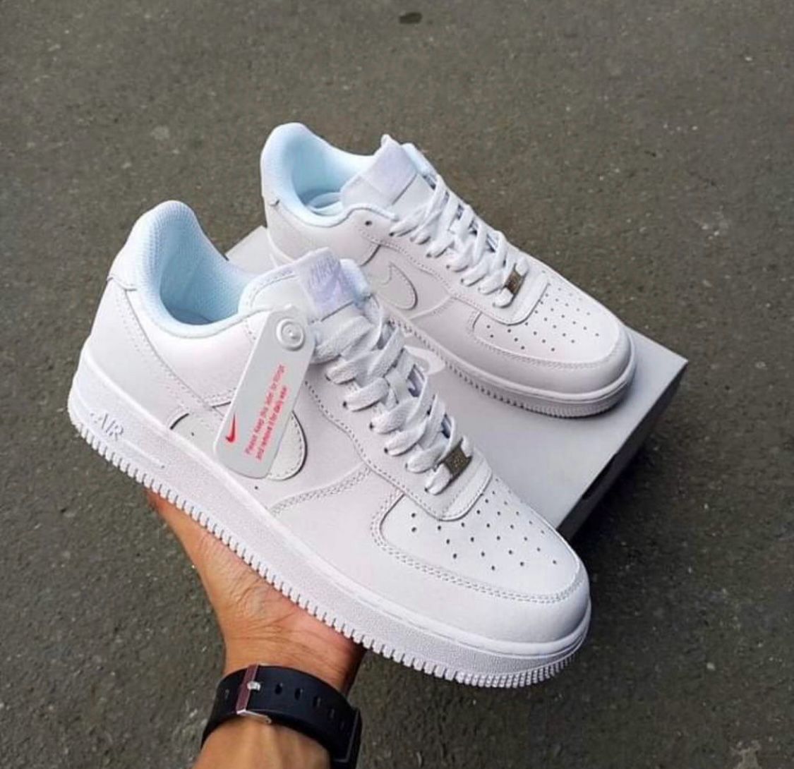 Nike Jarritos